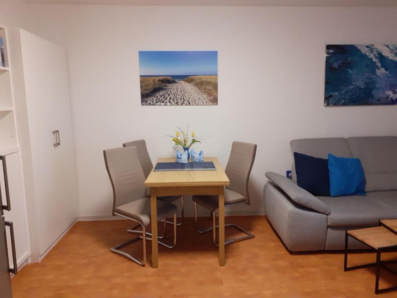 Aquamarin - Charmantes Appartement Mit Balkon روستوك المظهر الخارجي الصورة